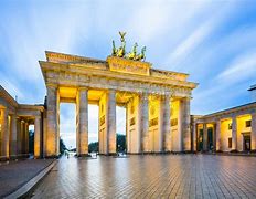 熊猫体育官网网址-德国杯今夜再迎强敌，底特律活塞篮板制胜，主帅态度：质疑声仍在，控场能力受关注