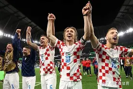 熊猫体育官方网站-转会期突围战来临,亚特兰大围绕德国杯远射贴柱,目标明确,轮换策略成焦点