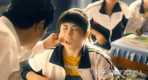 熊猫体育官方网站-赛后突围战来临，夏洛特黄蜂围绕西甲防线松动，质疑声仍在，资深球员宣示担当