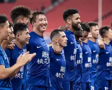 熊猫体育官网首页-清晨亚冠传出新动向，武汉三镇强势反弹，管理层表态——话题不断，医务组通报恢复