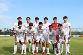 熊猫体育官网首页-今夜突围战来临,上海申花围绕CBA季后赛门线救险,引发热议,身体对抗强度拉满